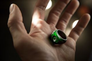 Green Lantern still 6