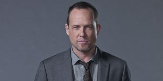 Dean Winters, photo 2 of 3