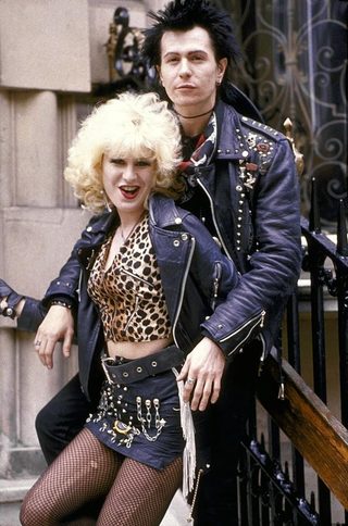 Sid & Nancy still 4