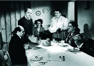 Monsieur Verdoux still 2