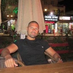 Sam Sari