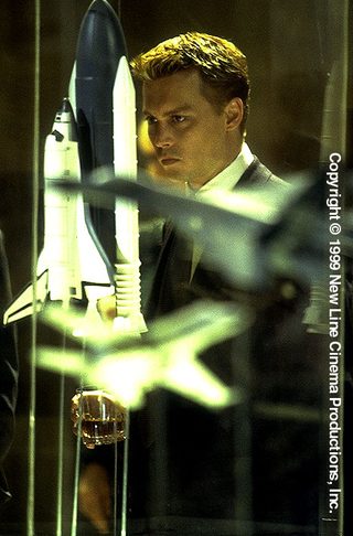 The Astronaut's Wife still 6