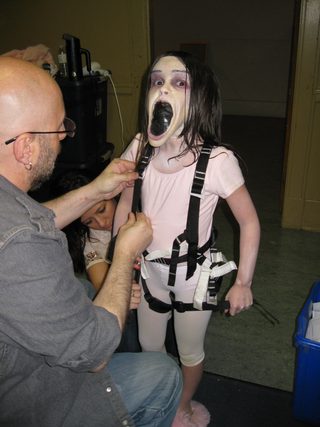 Grave Encounters 2 still 7