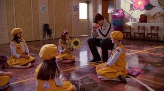 Den Brother still 8