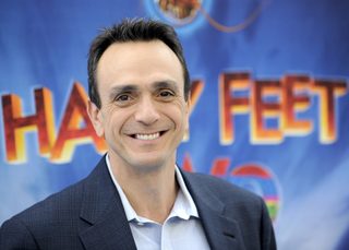 Hank Azaria, photo 1 of 3