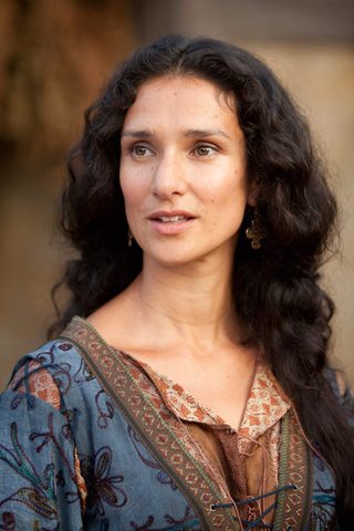 Indira Varma, photo 1 of 3