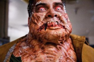 Alien Raiders still 2
