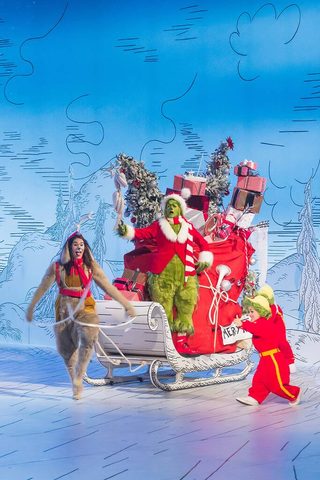 Dr. Seuss' The Grinch Musical still 6