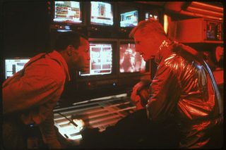 Predator 2 still 7