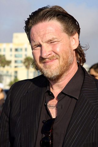 Donal Logue, photo 3 of 3