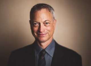 Gary Sinise, photo 2 of 2