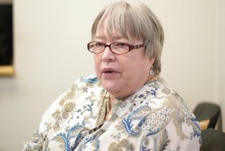 Kathy Bates, photo 3 of 3