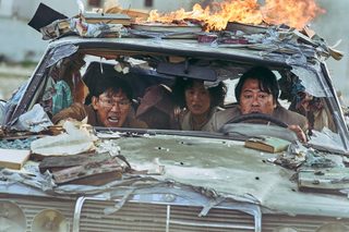 Escape from Mogadishu still 3