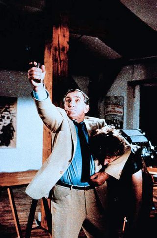 Spy, Stand Up still 4