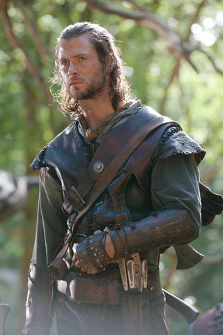 Snow White and the Huntsman still 3