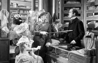 Kind Hearts and Coronets still 3