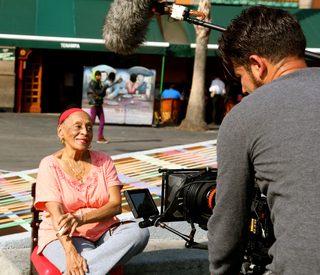 Omara still 2