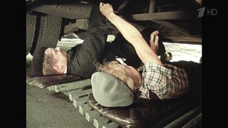 Gas Station Queen still 3