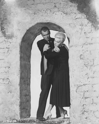 Vertigo still 2