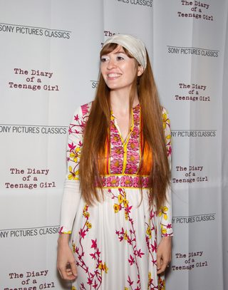 Entertainment still 8