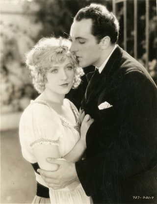 Marianne still 4
