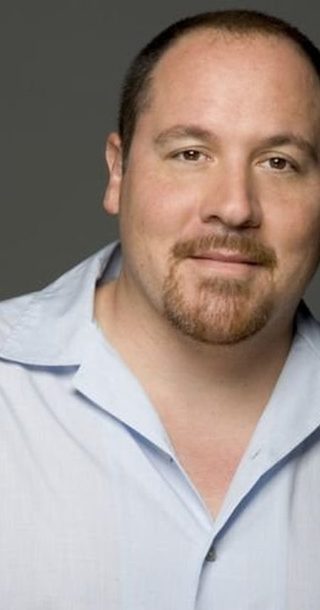 Jon Favreau, photo 2 of 3