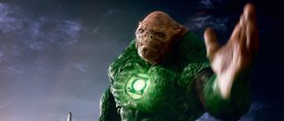 Green Lantern still 7