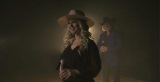 Cupid's Christmas still 6