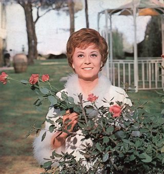 Juliet of the Spirits still 6