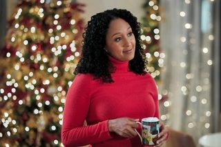 Inventing the Christmas Prince still 3