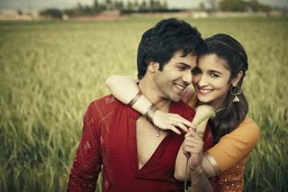 Humpty Sharma Ki Dulhania still 8