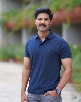 Salute still 6