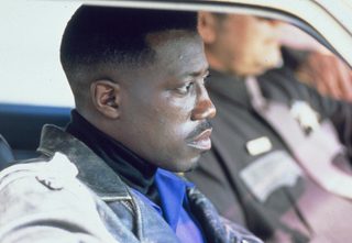 Passenger 57 still 4