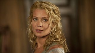 Laurie Holden, photo 2 of 3