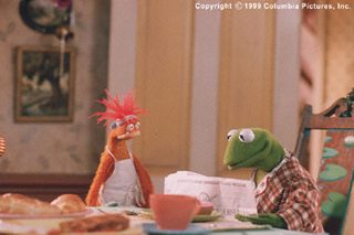 Muppets from Space still 4