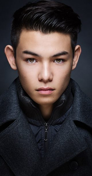Ryan Potter, photo 1 of 2