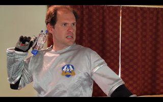 Space People still 4