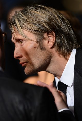 Mads Mikkelsen, photo 2 of 3