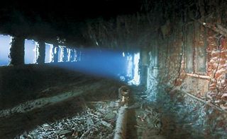 Ghosts of the Abyss still 6