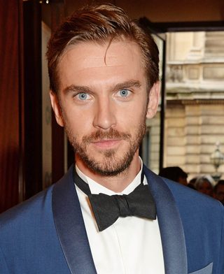 Dan Stevens, photo 2 of 3