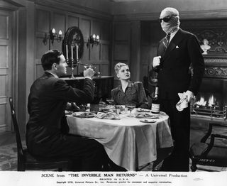The Invisible Man Returns still 4
