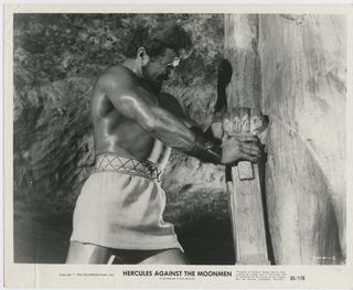 Hercules Against the Moon Men still 7
