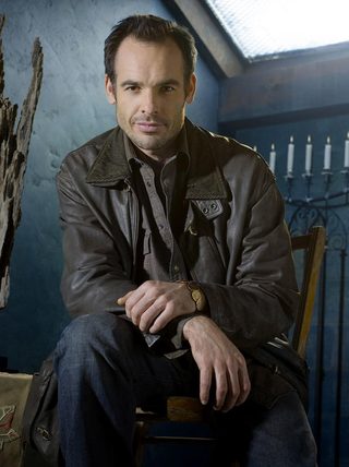 Paul Blackthorne, photo 1 of 3