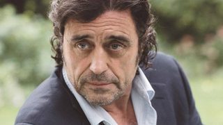 Ian McShane, photo 2 of 3