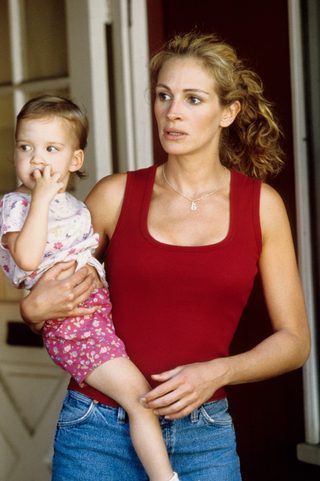 Erin Brockovich still 6