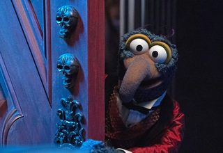 Muppets Haunted Mansion still 8