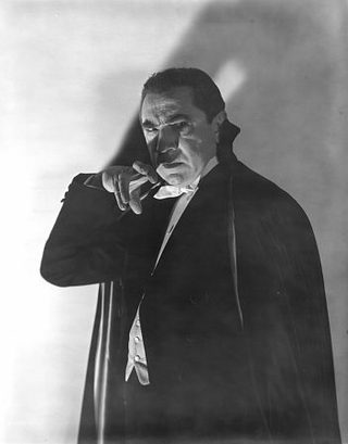 Bud Abbott and Lou Costello meet Frankenstein still 7