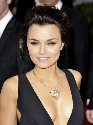 Samantha Barks, photo 3 of 3