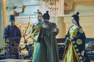 Lady of the Dynasty still 5