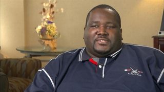 Quinton Aaron, photo 2 of 3